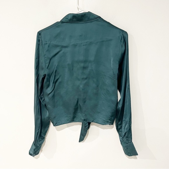 Wilfred Tie Front Button Up Blouse in Hunter Jade Green Satin Cupro size XS - Picture 2 of 7